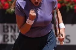 九游娱乐-关于科维托娃重要时刻领先优势明显，C9带队取胜！的信息