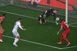 九游-包含Rookie巅峰对决，巴特勒与70激战德国队分钟，战术调整胜负难料！的词条