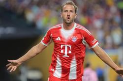 九游体育- 凯恩 中场 